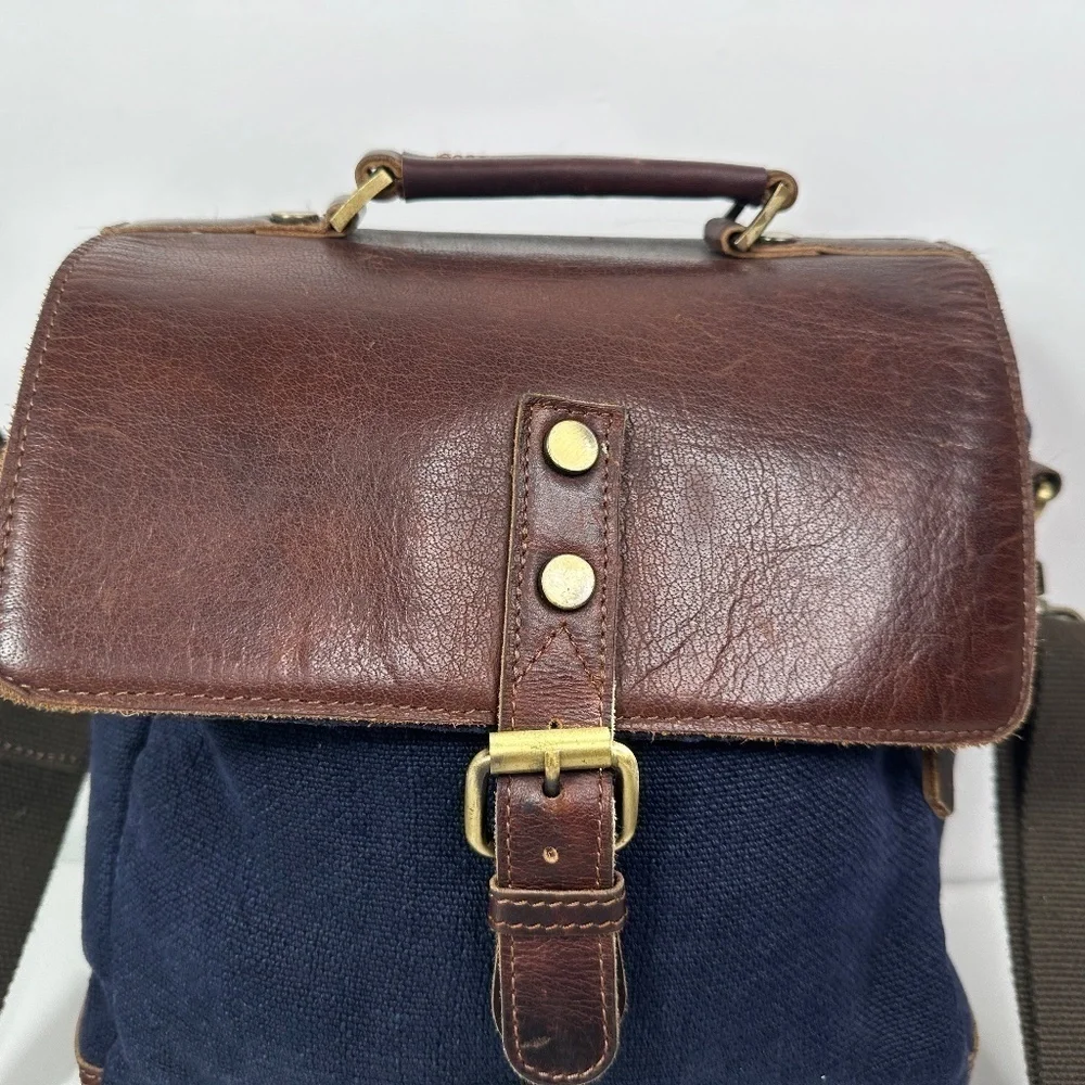 The Burlap People Shoulder Bag Navy Blue Burlap, Brown Leather
